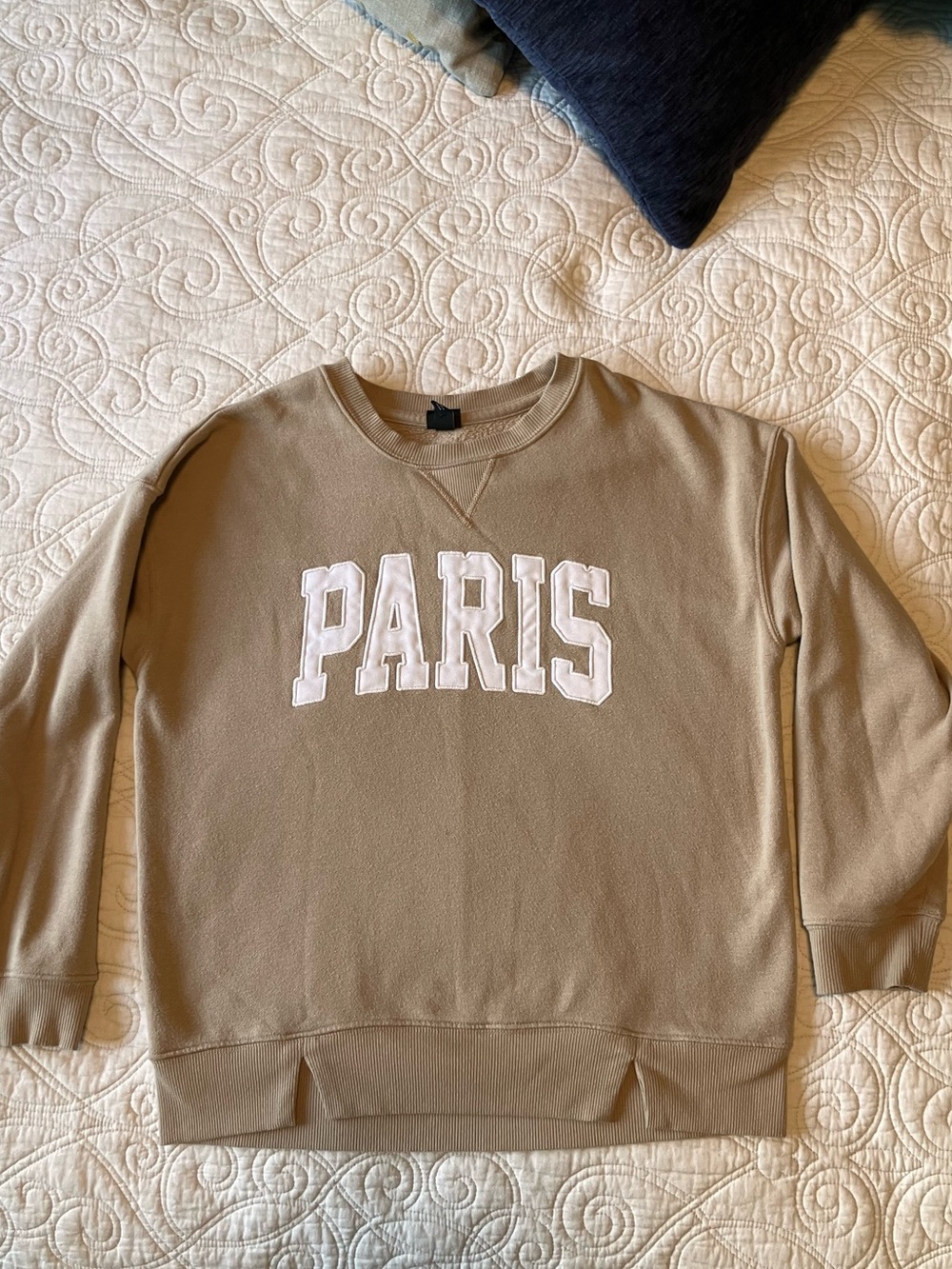 Target Art Class Girls L (10/12) Tan Oversized Paris Crewneck - Fits Women XS